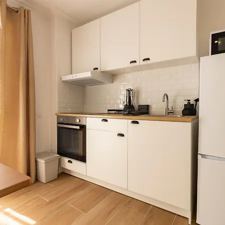 Apartman Lovely And New In Oura