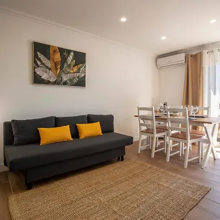 Lovely And New In Oura Apartament *